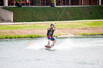 wakeboarding-more-fun-in-the-philippines-0524-40