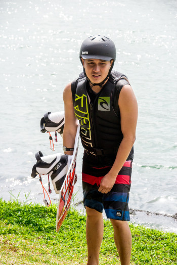 wakeboarding-more-fun-in-the-philippines-0530-45